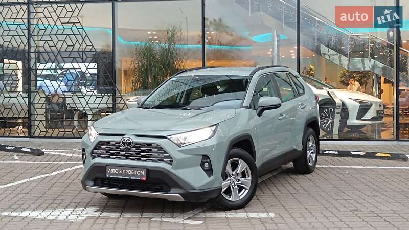 Позашляховик / Кросовер Toyota RAV4 2022 в Києві