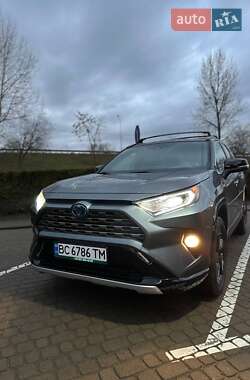 Позашляховик / Кросовер Toyota RAV4 2021 в Львові