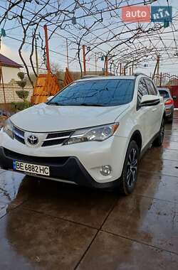 Позашляховик / Кросовер Toyota RAV4 2015 в Миколаєві