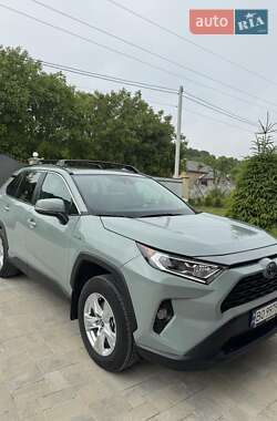 Внедорожник / Кроссовер Toyota RAV4 2021 в Золочеве