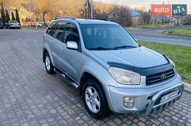 Позашляховик / Кросовер Toyota RAV4 2003 в 