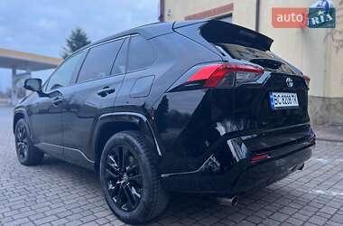 Позашляховик / Кросовер Toyota RAV4 2022 в Львові