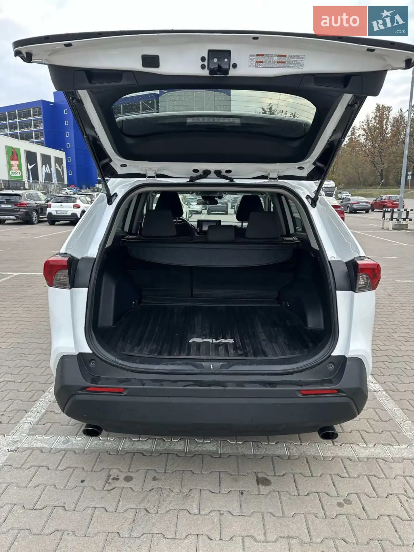 2021 Toyota RAV 4 - мініатюра 13