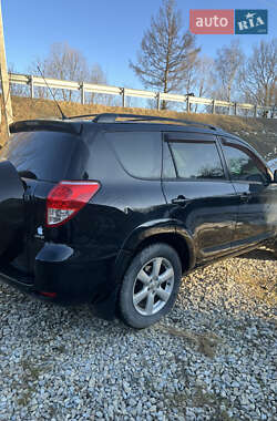 Внедорожник / Кроссовер Toyota RAV4 2006 в 