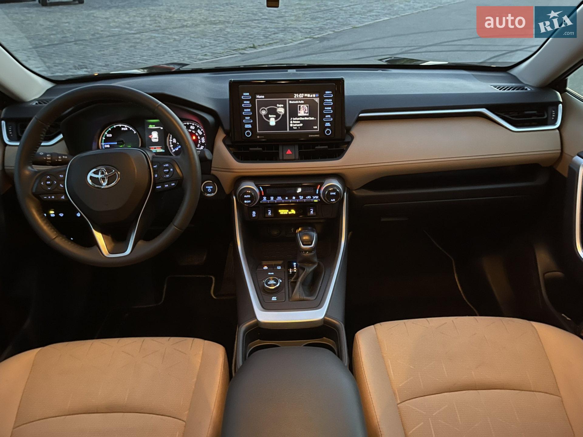 2019 Toyota RAV 4 - мініатюра 12