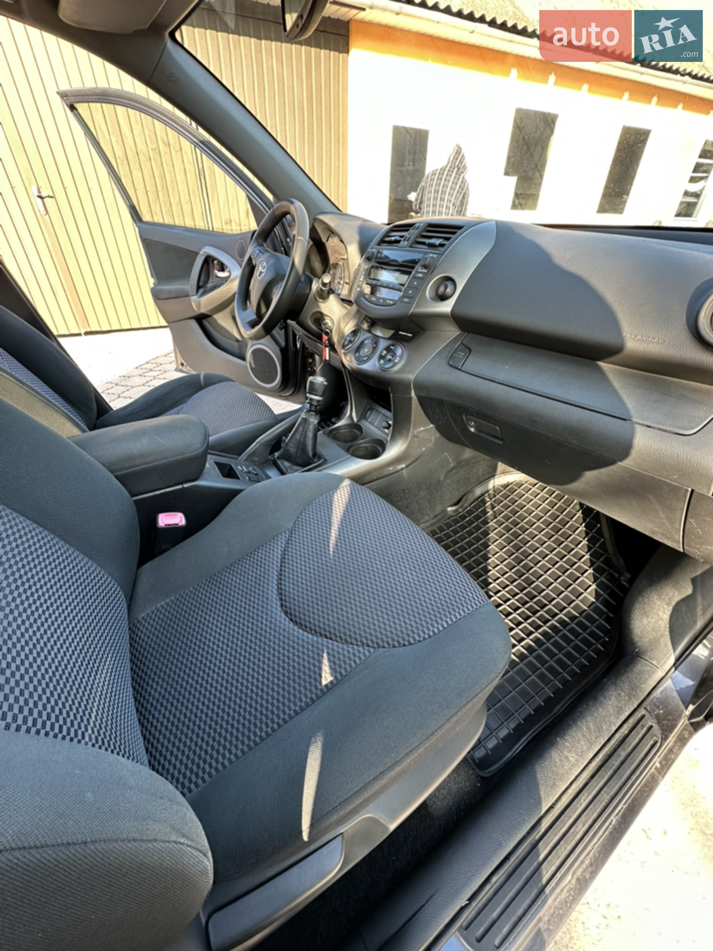 2011 Toyota RAV 4 - мініатюра 22