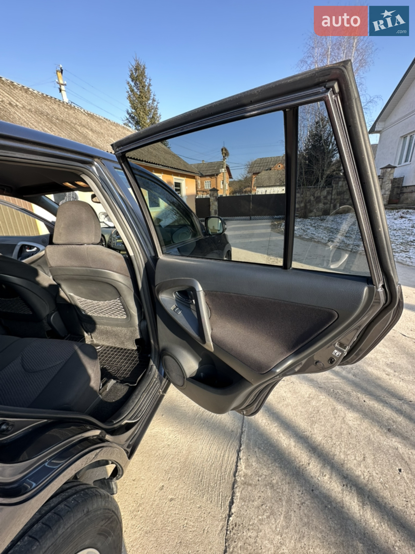 2011 Toyota RAV 4 - мініатюра 23