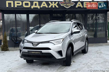 Позашляховик / Кросовер Toyota RAV4 2016 в Івано-Франківську