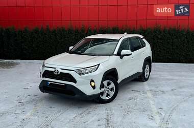 Позашляховик / Кросовер Toyota RAV4 2021 в Вінниці