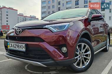 Позашляховик / Кросовер Toyota RAV4 2015 в Києві