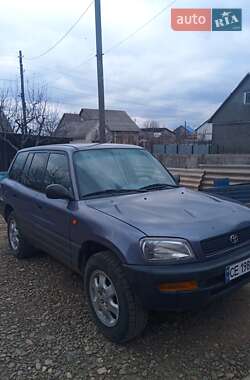 Внедорожник / Кроссовер Toyota RAV4 1997 в Черновцах