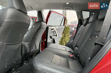 Внедорожник / Кроссовер Toyota RAV4 2013 в 