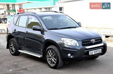 Внедорожник / Кроссовер Toyota RAV4 2006 в Львове