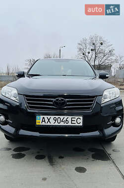 Внедорожник / Кроссовер Toyota RAV4 2010 в Харькове