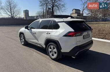 Внедорожник / Кроссовер Toyota RAV4 2021 в Хмельнике