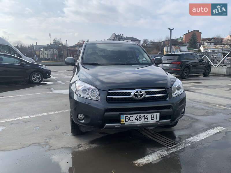 Позашляховик / Кросовер Toyota RAV4 2008 в Львові