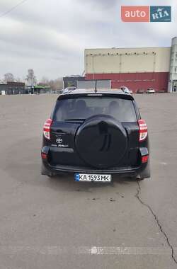 Позашляховик / Кросовер Toyota RAV4 2012 в Києві