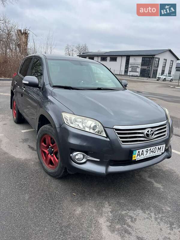 Toyota RAV4 2012