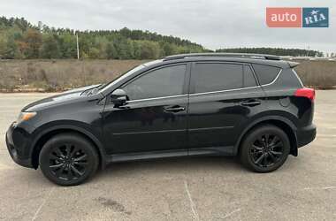 Позашляховик / Кросовер Toyota RAV4 2014 в Києві