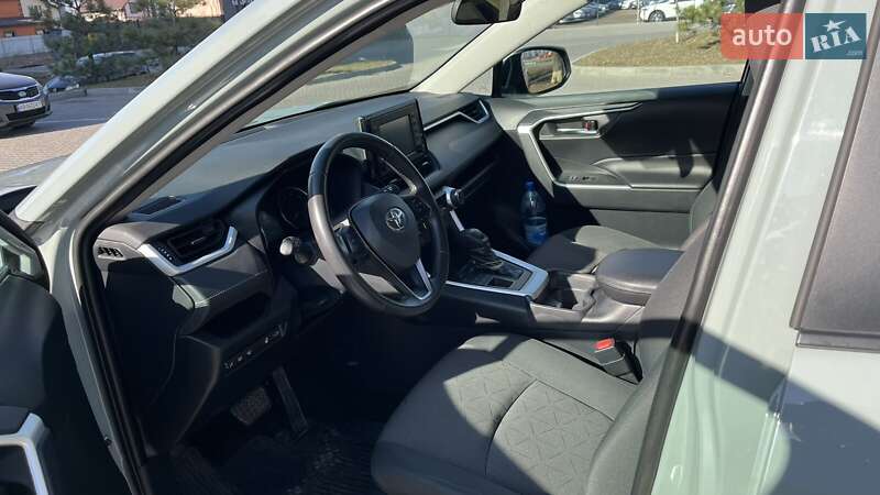 Позашляховик / Кросовер Toyota RAV4 2019 в Вінниці