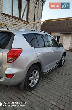 Внедорожник / Кроссовер Toyota RAV4 2008 в 