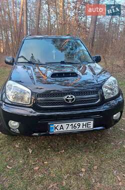 Позашляховик / Кросовер Toyota RAV4 2004 в Києві