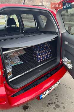 Внедорожник / Кроссовер Toyota RAV4 2007 в 