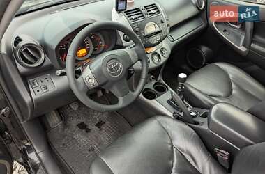 Внедорожник / Кроссовер Toyota RAV4 2007 в Ровно