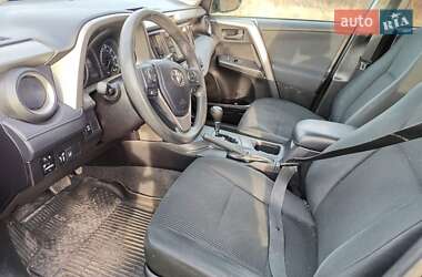 Внедорожник / Кроссовер Toyota RAV4 2017 в Киеве