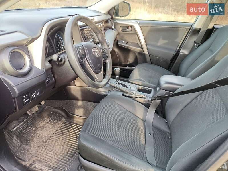Позашляховик / Кросовер Toyota RAV4 2017 в Києві