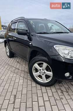Внедорожник / Кроссовер Toyota RAV4 2007 в 