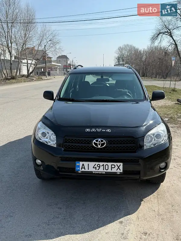 Внедорожник / Кроссовер Toyota RAV4 2006 в 