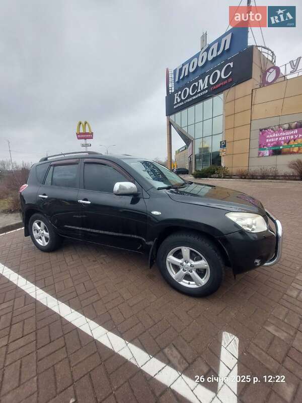 Внедорожник / Кроссовер Toyota RAV4 2006 в Киеве