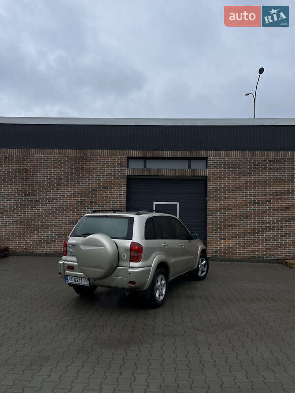 Внедорожник / Кроссовер Toyota RAV4 2002 в Ужгороде фото 5 Внедорожник / Кроссовер Toyota RAV4 2002 в Ужгороде
