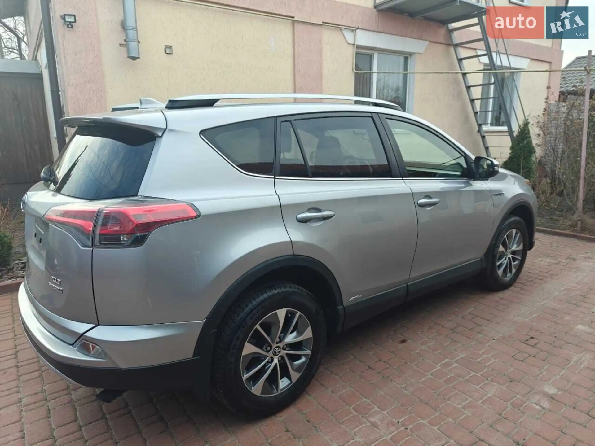 2017 Toyota RAV 4 - мініатюра 6