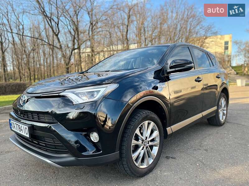 Toyota RAV4 2017