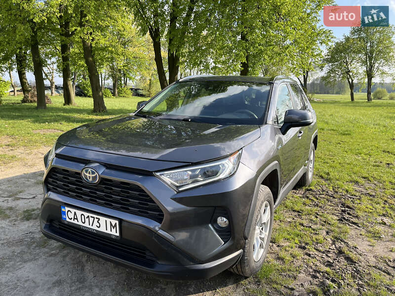 Внедорожник / Кроссовер Toyota RAV4 2019 в Ковеле