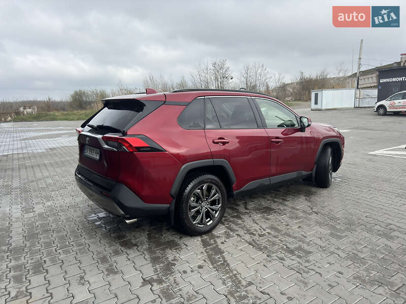 Позашляховик / Кросовер Toyota RAV4 2022 в Вінниці