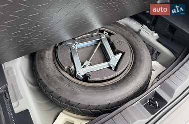 Внедорожник / Кроссовер Toyota RAV4 2021 в 