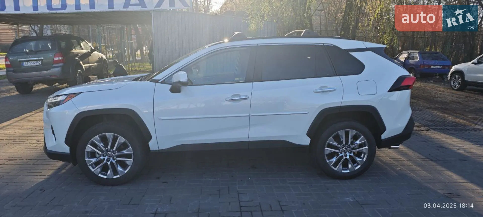 2022 Toyota RAV 4 - мініатюра 7