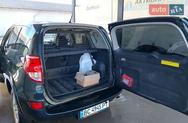 Внедорожник / Кроссовер Toyota RAV4 2008 в 