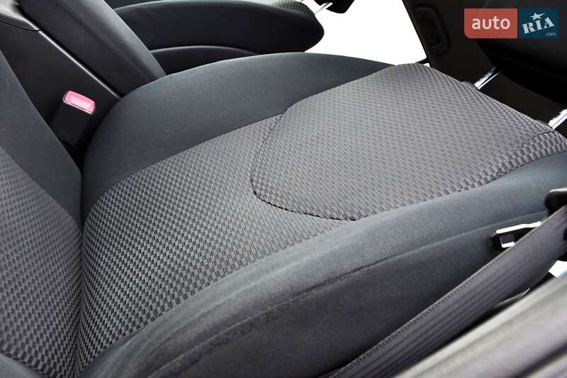 Внедорожник / Кроссовер Toyota RAV4 2010 в Дрогобыче