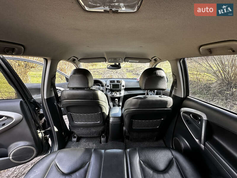 Позашляховик / Кросовер Toyota RAV4 2005 в Козові