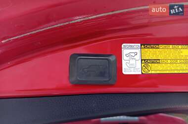 Внедорожник / Кроссовер Toyota RAV4 2013 в 