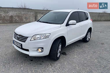 Позашляховик / Кросовер Toyota RAV4 2011 в 