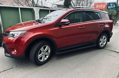 Внедорожник / Кроссовер Toyota RAV4 2013 в 