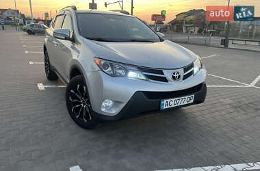 Внедорожник / Кроссовер Toyota RAV4 2013 в 