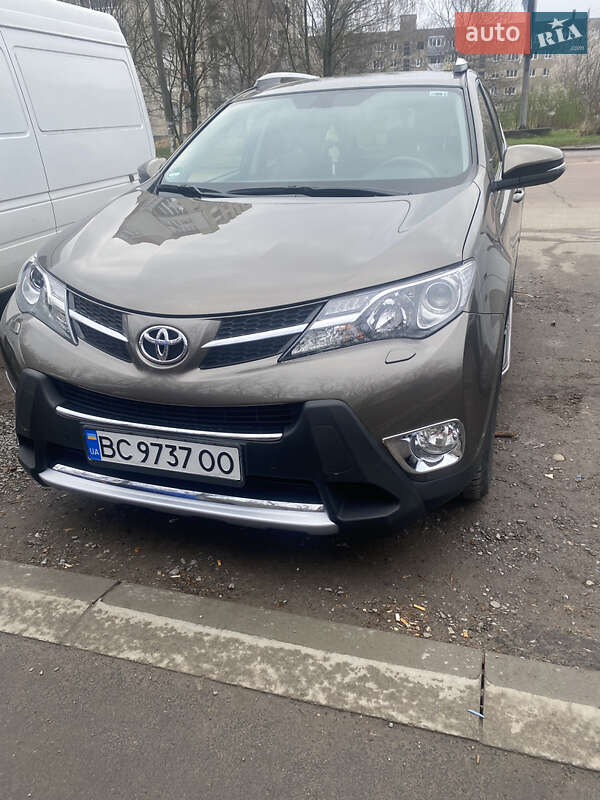 Внедорожник / Кроссовер Toyota RAV4 2013 в Дрогобыче
