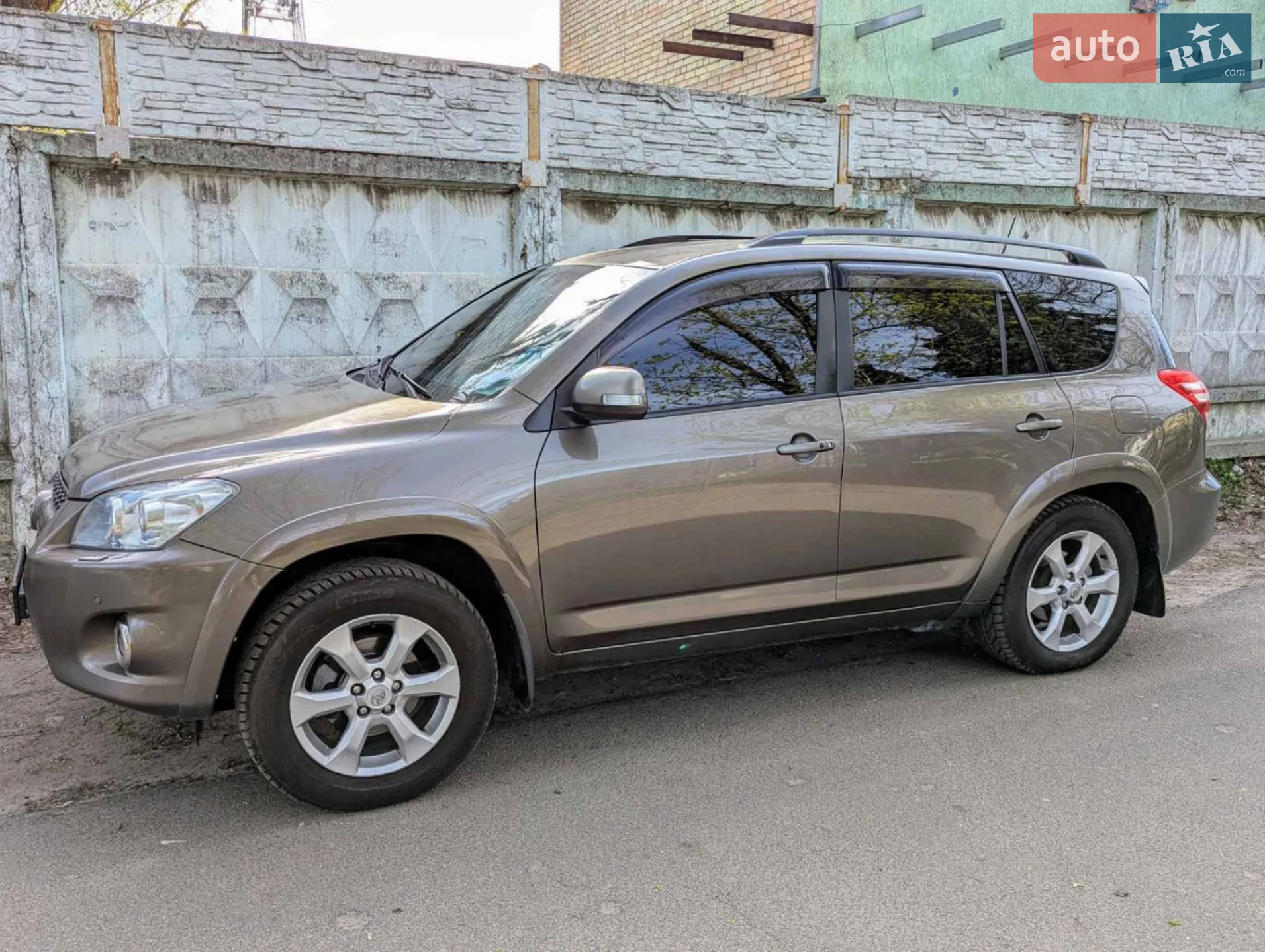 2010 Toyota RAV 4 - мініатюра 4