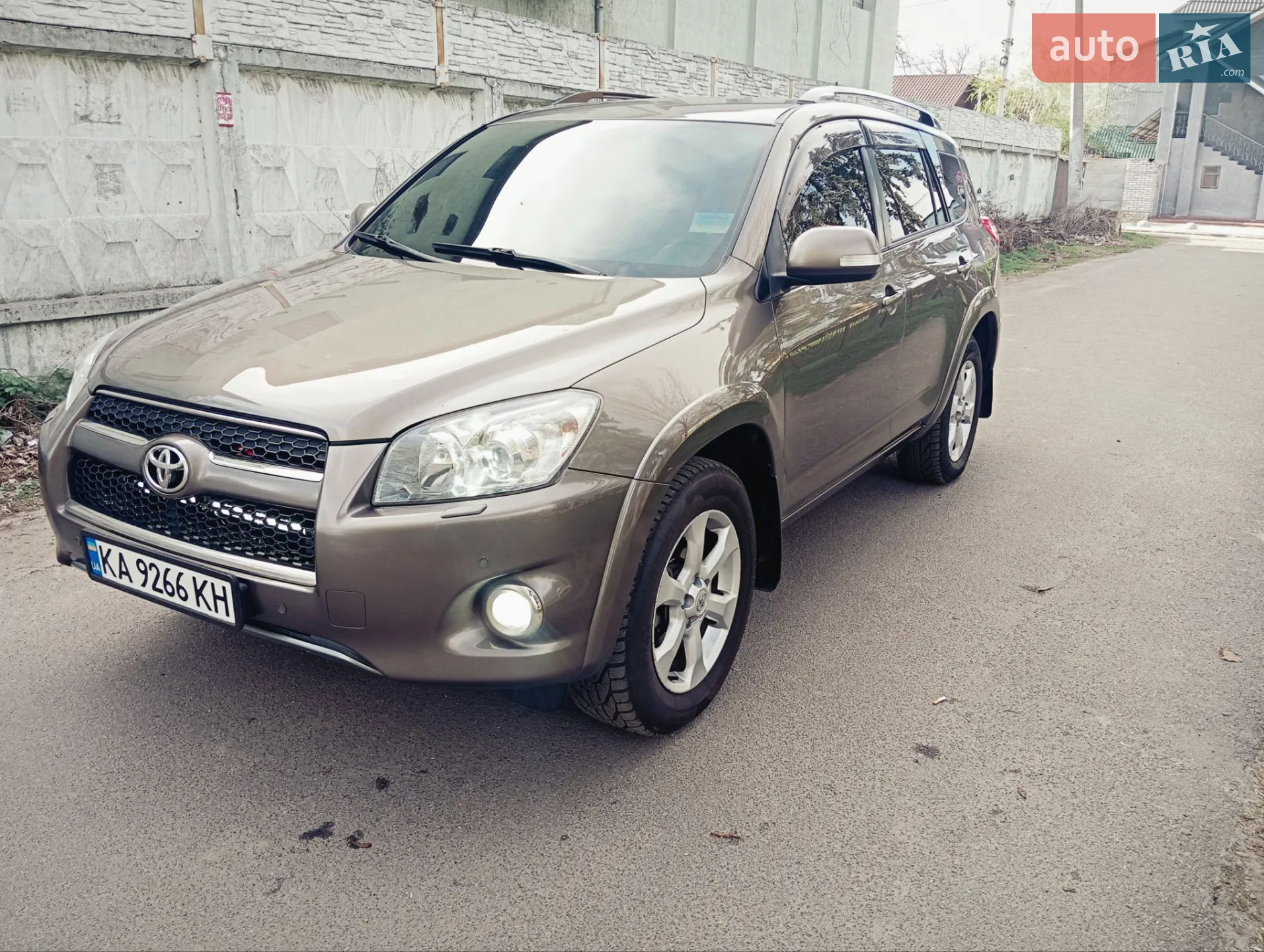2010 Toyota RAV 4 - мініатюра 12